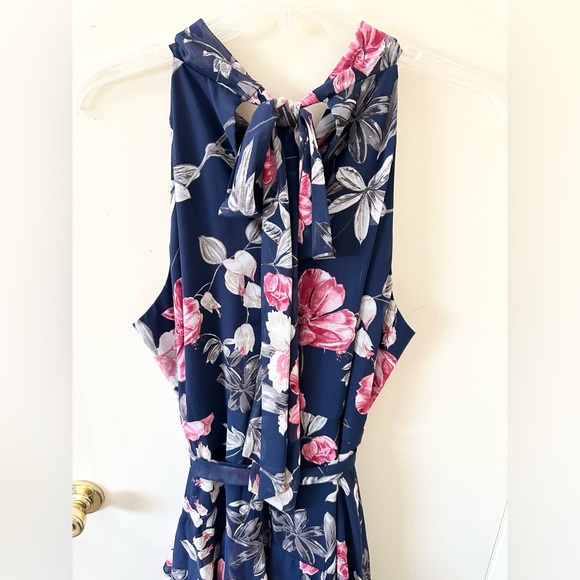 Plus Size ✨ Eliza J Floral Tiered Halter Maxi Gown with Tie Neck Detail Size 18 - Picture 11 of 12